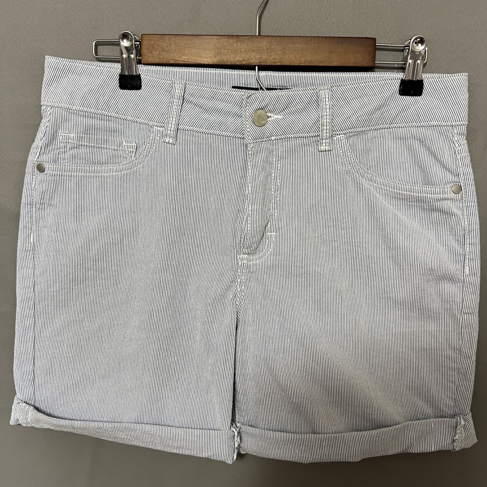 Riders by Lee Mid-Rise Denim Shorts Blue White Striped Cuffed Hem Size 12M